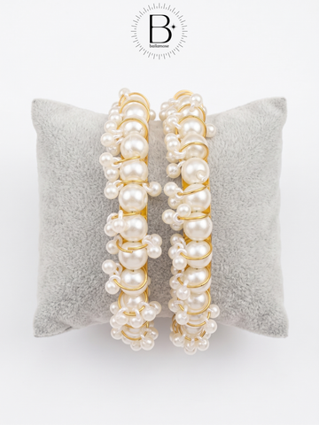 Pearl Bangles (Motiyo Wali Churiyan)