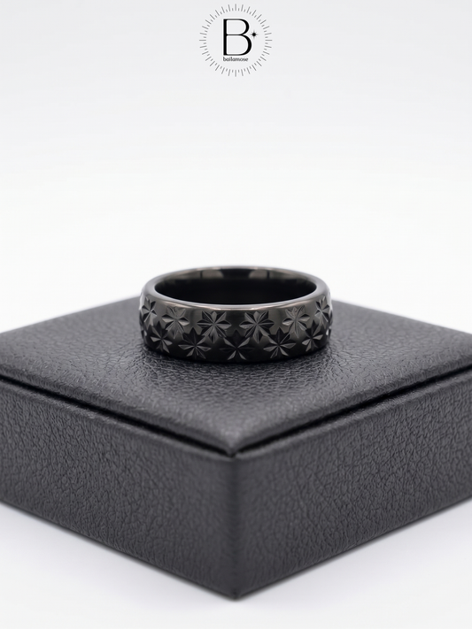 Men's Engraved Star Pattern Band Ring
