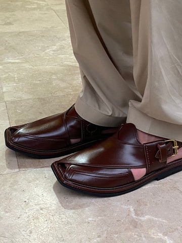 Handmade Crafted Peshawari Chappal (Brown)